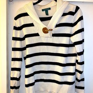LAUREN RALPH LAUREN SWEATER IN MEDIUM